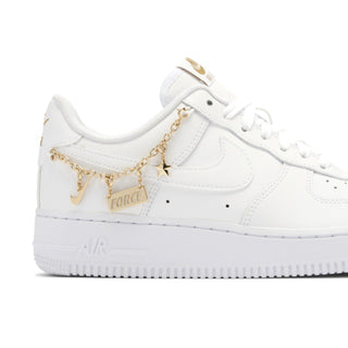 Białe Nike Air Force 1 Low LX Lucky Charms ze złotym łańcuszkiem - DD1525-100