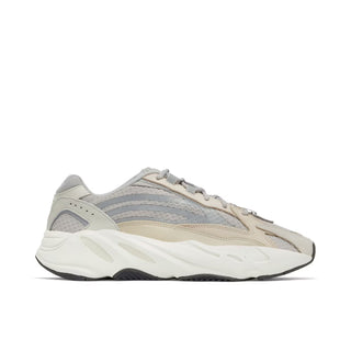 Yeezy 700 Cream