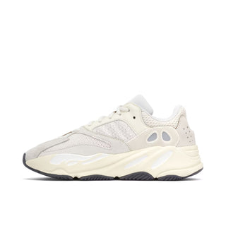 Yeezy 700 Analog