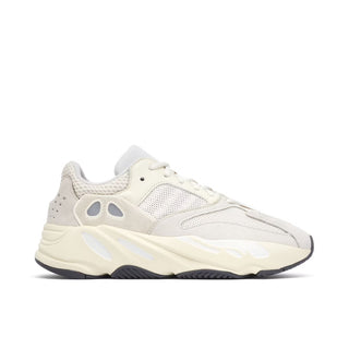 Yeezy 700 Analog