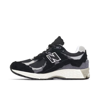 New Balance 2002R Protection Pack Black czarne