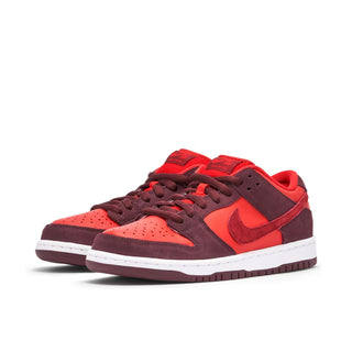 Nike SB Dunk Low Cherry